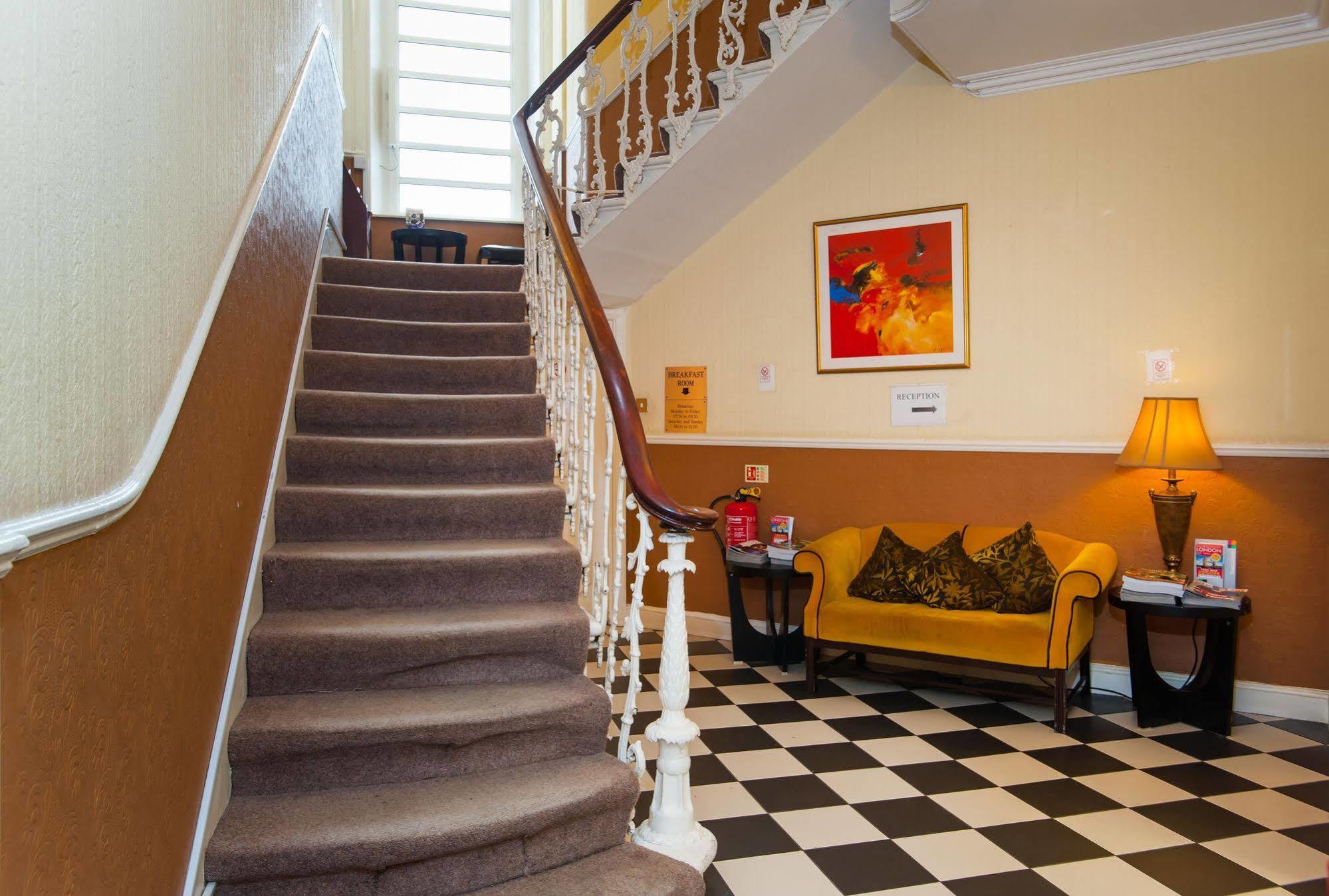 The Crescent Hyde Park Hotel London Bagian luar foto