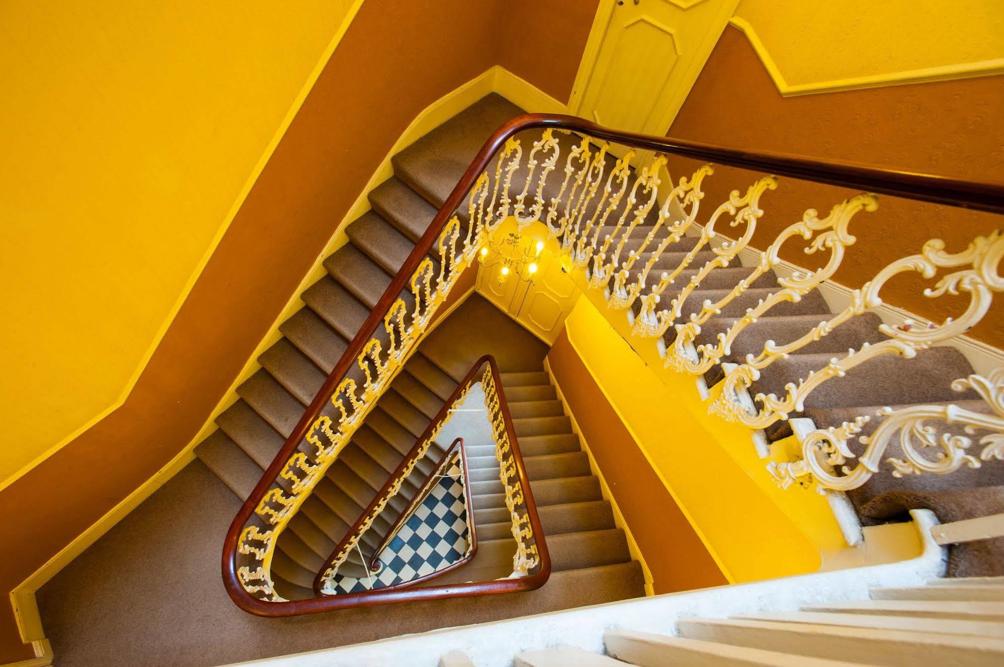 The Crescent Hyde Park Hotel London Bagian luar foto
